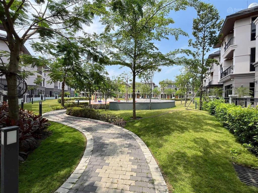 Cho thuê biệt thự khu đô thị hàn quốc zeitgeist, nhà mới + nội thất mới 100%  0987 490 ***