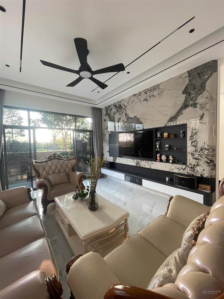 Bán biệt thự đơn lập dãy c1 kđt zeitgeist 2 mặt tiền đường lớn view công viên & sông 0987 490 ***