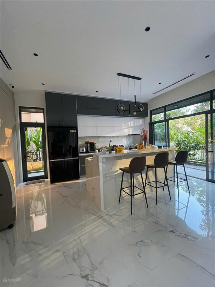 Bán biệt thự đơn lập dãy c1 kđt zeitgeist 2 mặt tiền đường lớn view công viên & sông 0987 490 ***