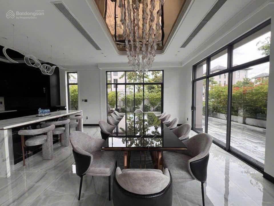 Cho thuê biệt thự căn góc siêu đẹp khu đô thị gs metrocity  mai anh 0987 490 ***
