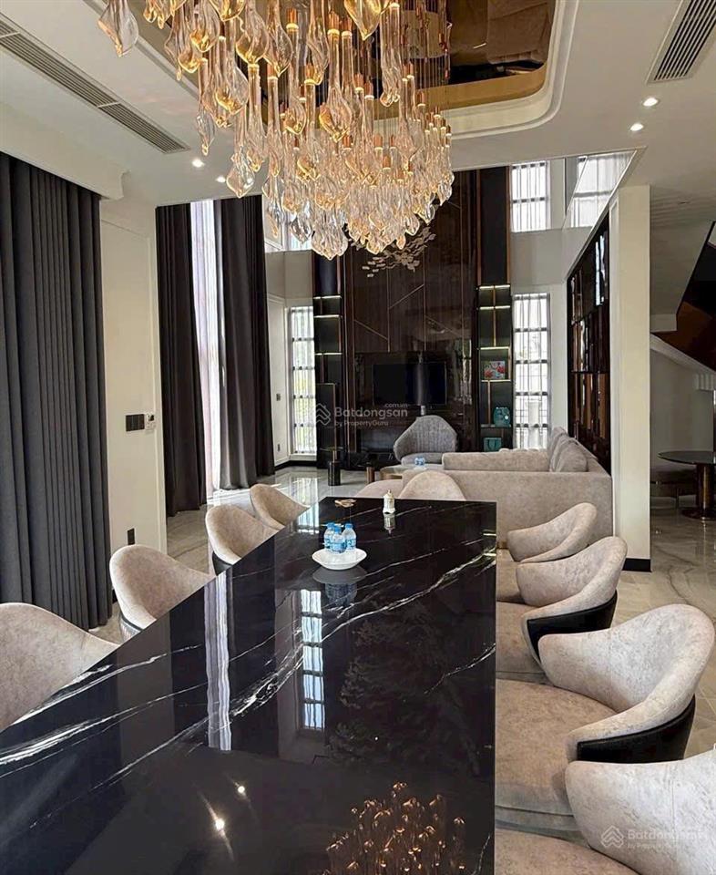 Cho thuê biệt thự căn góc siêu đẹp khu đô thị gs metrocity  mai anh 0987 490 ***