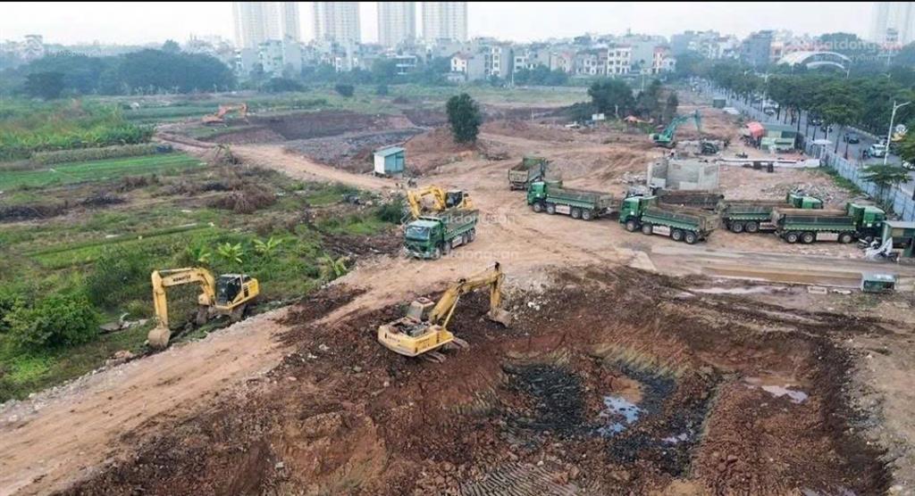 Cần bán đất đấu giá cự khối, long biên, hà nội