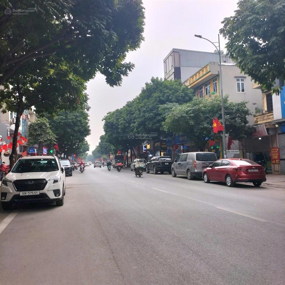 Cần bán nhà mặt phố thạch bàn long biên hà nội.