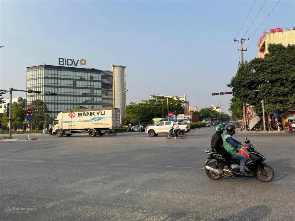 Cần bán nhà sài đồng long biên hà nội.