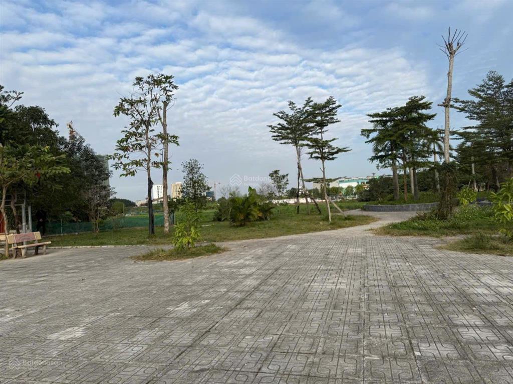 Cần bán nhà bát khối long biên hà nội