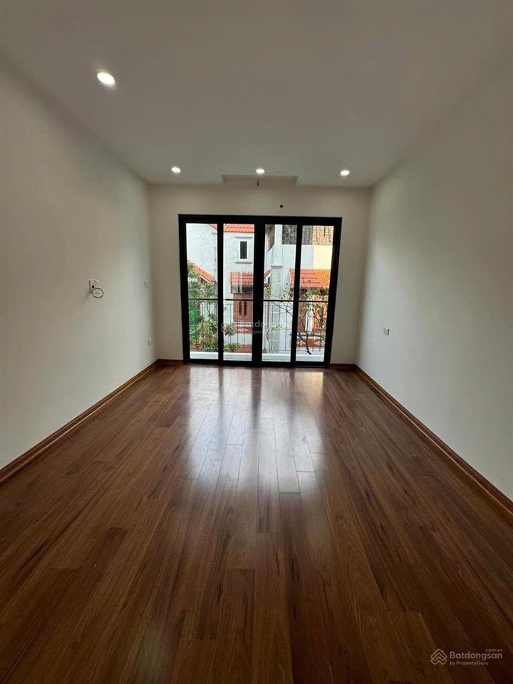 Cần bán nhà thạch bàn long biên hà nội