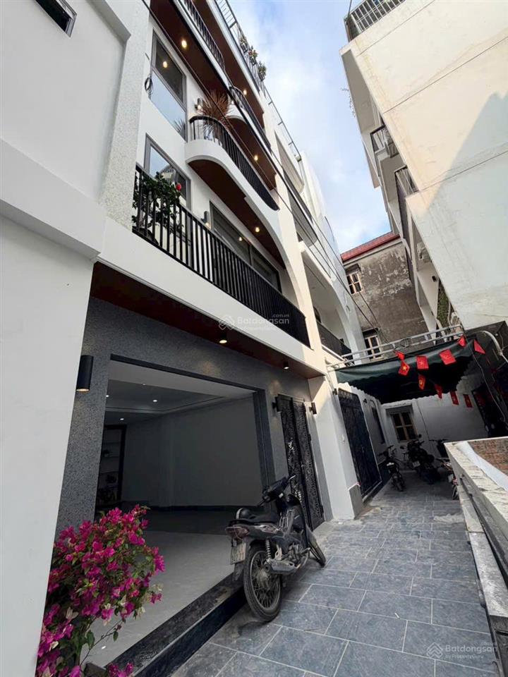 Cần bán nhà thạch bàn cổ linh long biên hà nội.