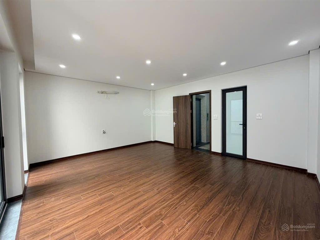 Cần bán nhà thạch bàn cổ linh long biên hà nội.