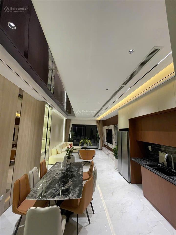 Cần bán nhà cổ linh long biên hà nội.