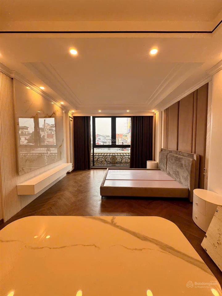 Cần bán nhà mặt phố đàm quang trung long biên hà nội.