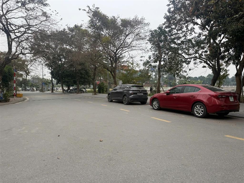 Cần bán nhà thạch bàn long biên hà nội