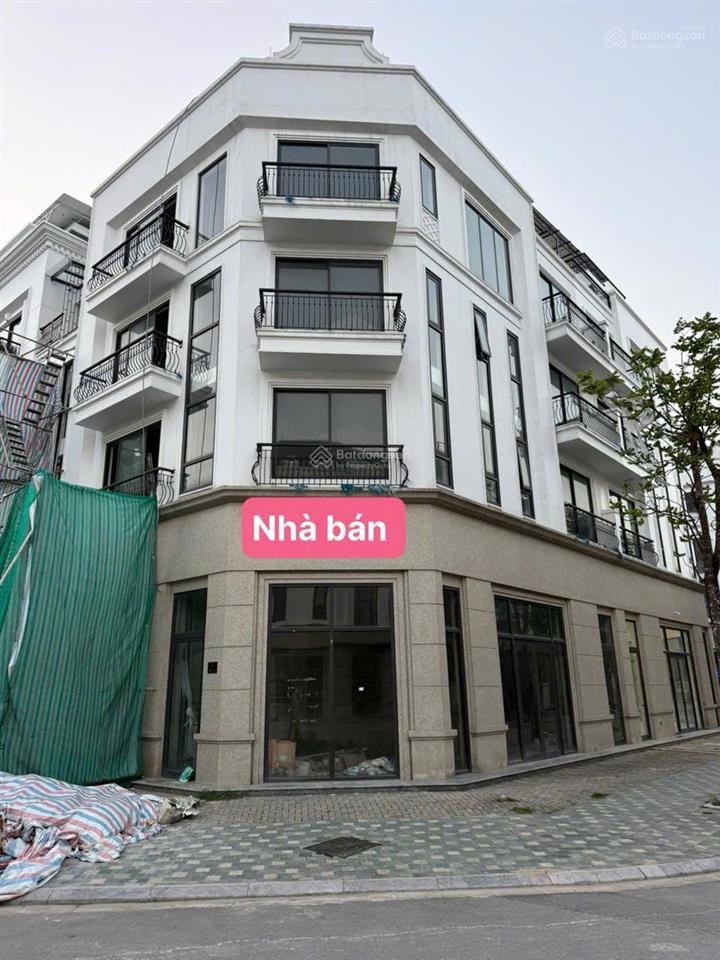 Cần bán nhà liền kề phúc lợi long biên.