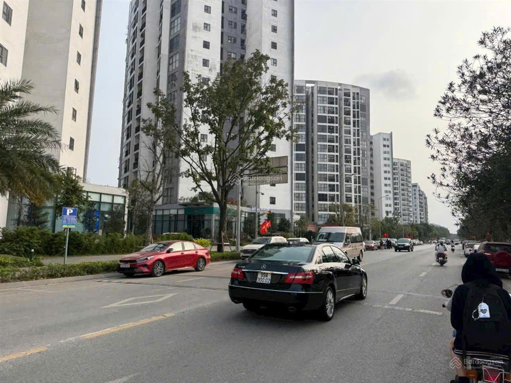Cần bán biệt thự sài đồng long biên hà nội