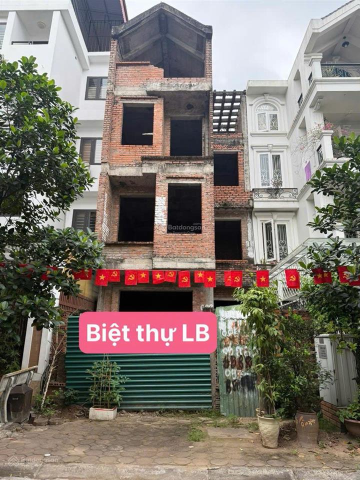 Cần bán biệt thự xây thô việt hưng long biên hà nội.