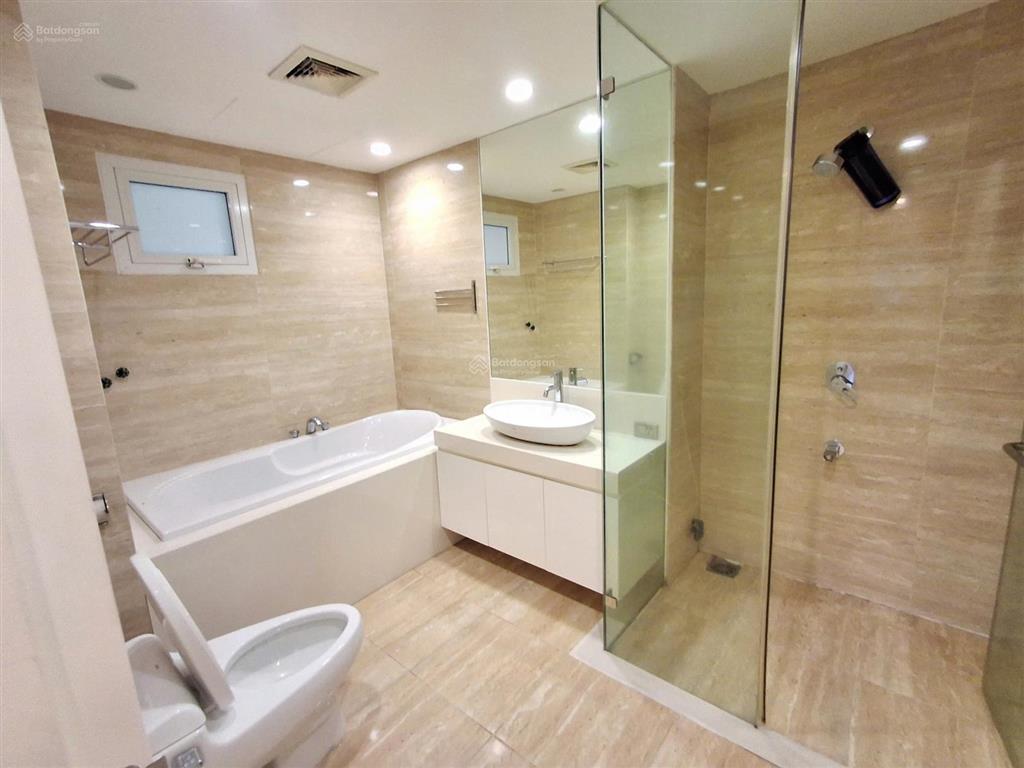 Cần bán biệt thự long biên hà nội.