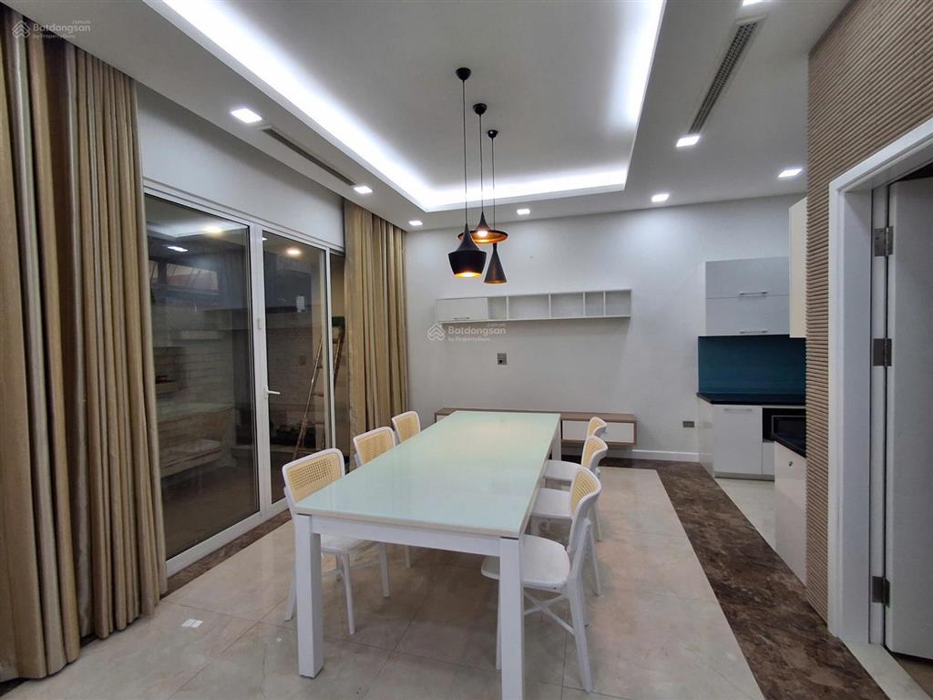 Cần bán biệt thự long biên hà nội.
