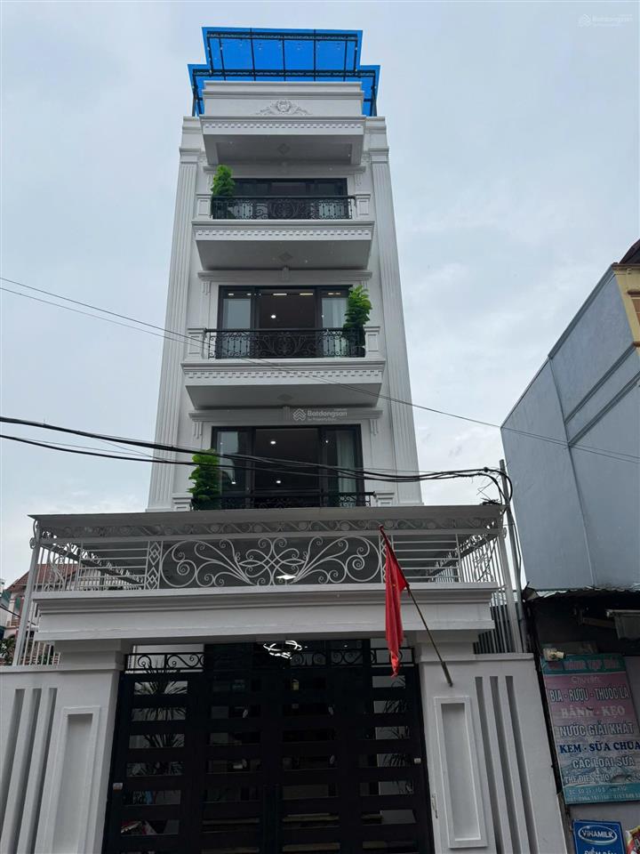 Cần bán nhà cự khối long biên hà nội.