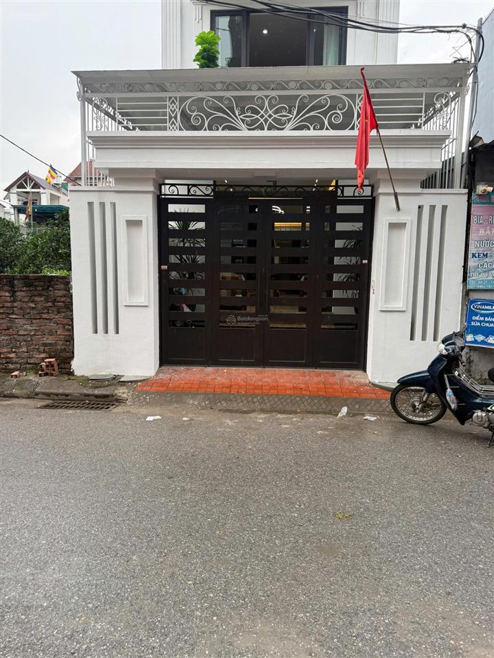 Cần bán nhà cự khối long biên hà nội.