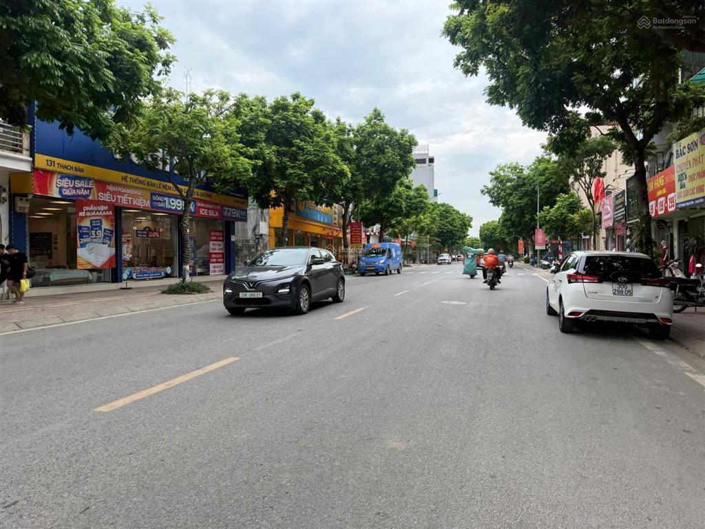Cần bán nhà mặt phố thach bàn long biên hà nội.