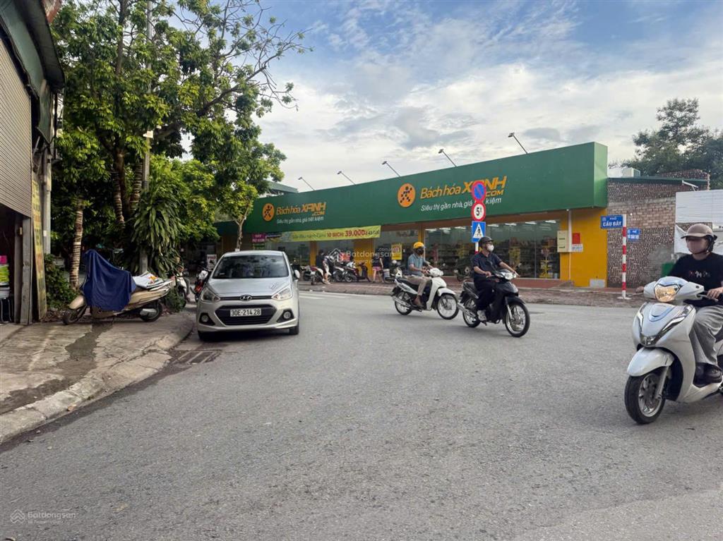 Cần bán đất mặt phố vũ xuân thiều sài đồng long biên hà nội.