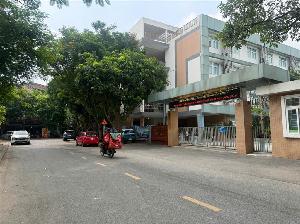 Cần bán biệt thự phúc lợi long biên