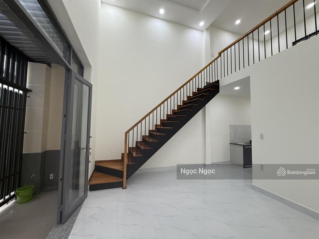 Nhà hẻm xe hơi cần bán gấp ngay trường tô ngọc vân quận 12