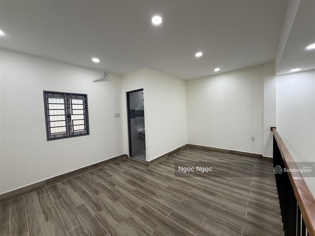 Nhà hẻm xe hơi cần bán gấp ngay trường tô ngọc vân quận 12