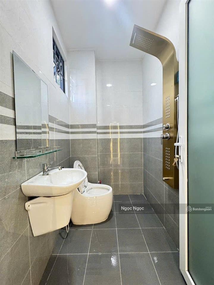 Bán nhà sổ riêng 3 tầng đường 12m tại thạnh xuân 48 quận 12