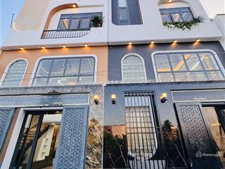 Bán nhà hxh ngay ngã tư ga quận 12 xây mới