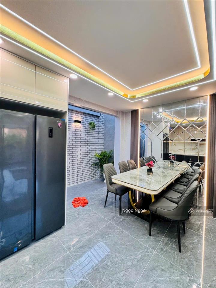 Bán nhà hxh ngay ngã tư ga quận 12 xây mới