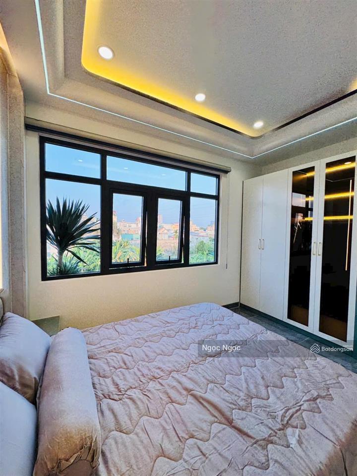 Bán nhà hxh ngay ngã tư ga quận 12 xây mới