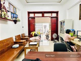 Bán nhà ngay ngã tư ga quận 12 thạnh lộc giá rẻ