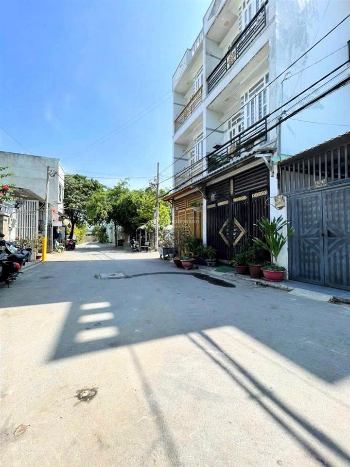 Bán đất hxh thạnh xuân 48 q.12 full thổ cư