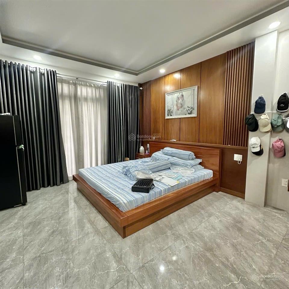 Gần emart, bán nhà p5 gò vấp 70m², 4 tầng, 4pn, hẻm xe hơi 4.5m, 9t+
