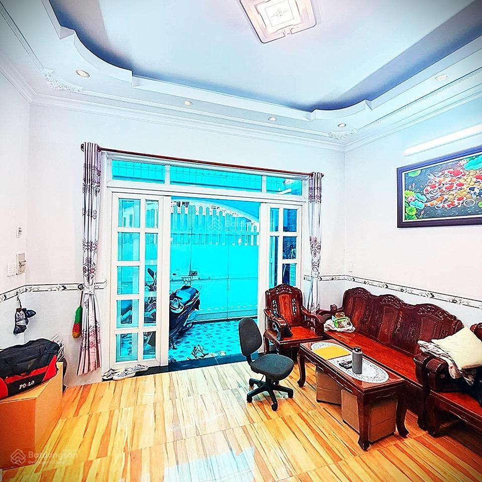 Giáp phú nhuận  62m2  3 tầng/4pn  nguyễn kiệm gò vấp  hẻm xe hơi chỉ 9tỷ hơn tl chính chủ!
