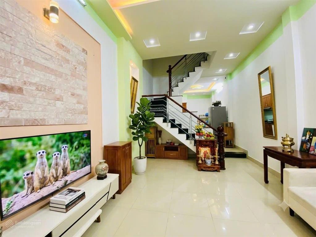 Ngộp bank gấp bán  hẻm xe tải 8m thông  72m2 4 tầng  gần đh cn4  chỉ 9t+