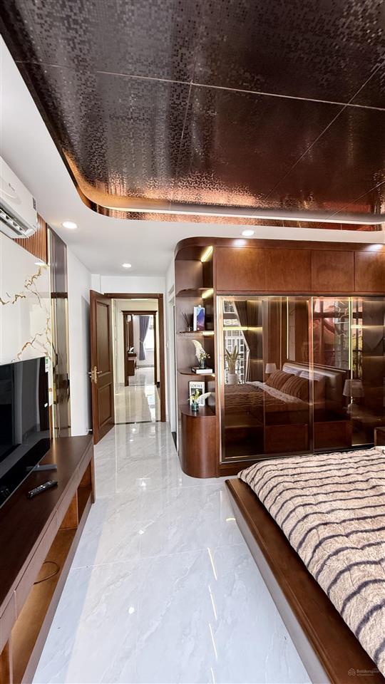 Có thang máy  ô tô thông 64m2  5 tầng p8 gò vấp  nhỉnh 9 tỷ (tl)