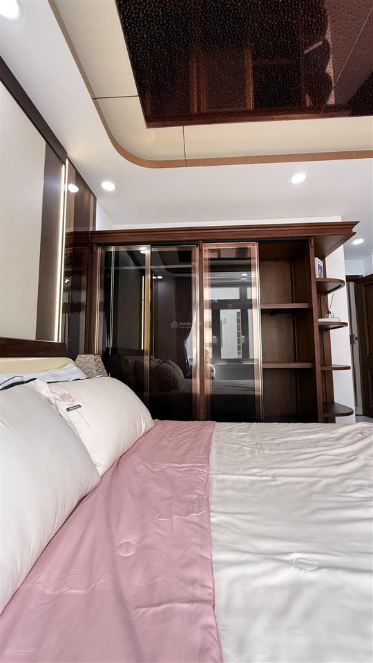 Có thang máy  ô tô thông 64m2  5 tầng p8 gò vấp  nhỉnh 9 tỷ (tl)