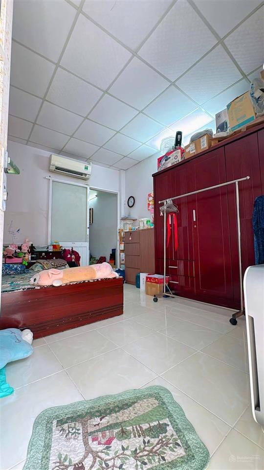 Chánh hưng  âu dương lân  2 tầng  cách mặt tiền 50m