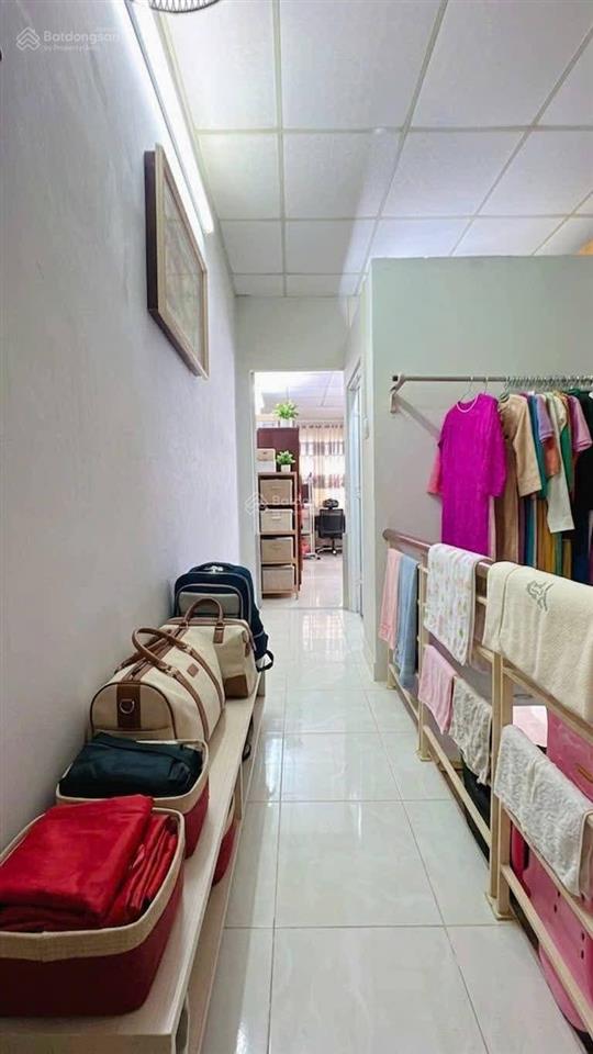Chánh hưng  âu dương lân  2 tầng  cách mặt tiền 50m
