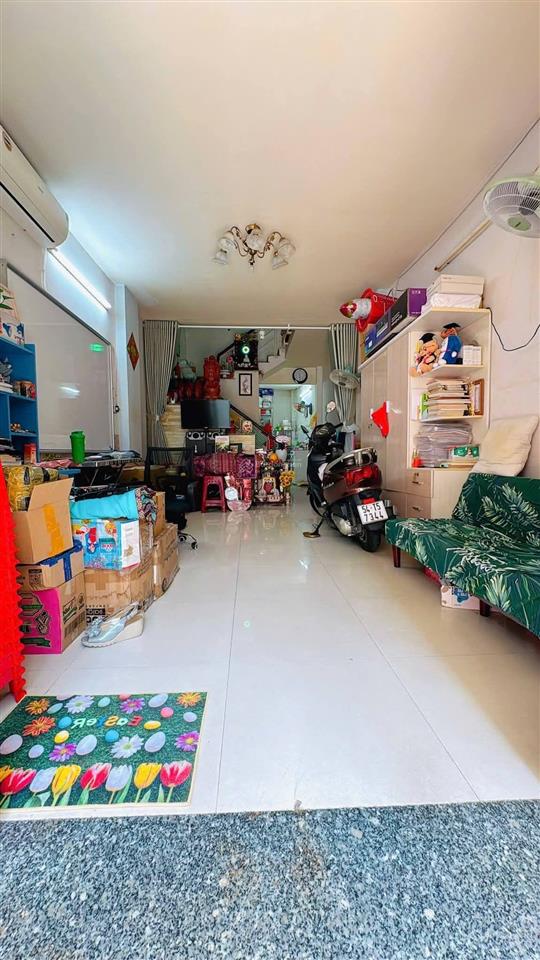Chánh hưng  âu dương lân  2 tầng  cách mặt tiền 50m