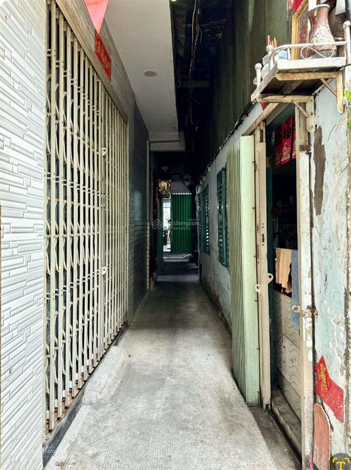 An đông  nguyễn văn đừng  2 tầng (4 * 10m) 3 pn  gần công viên  trường học