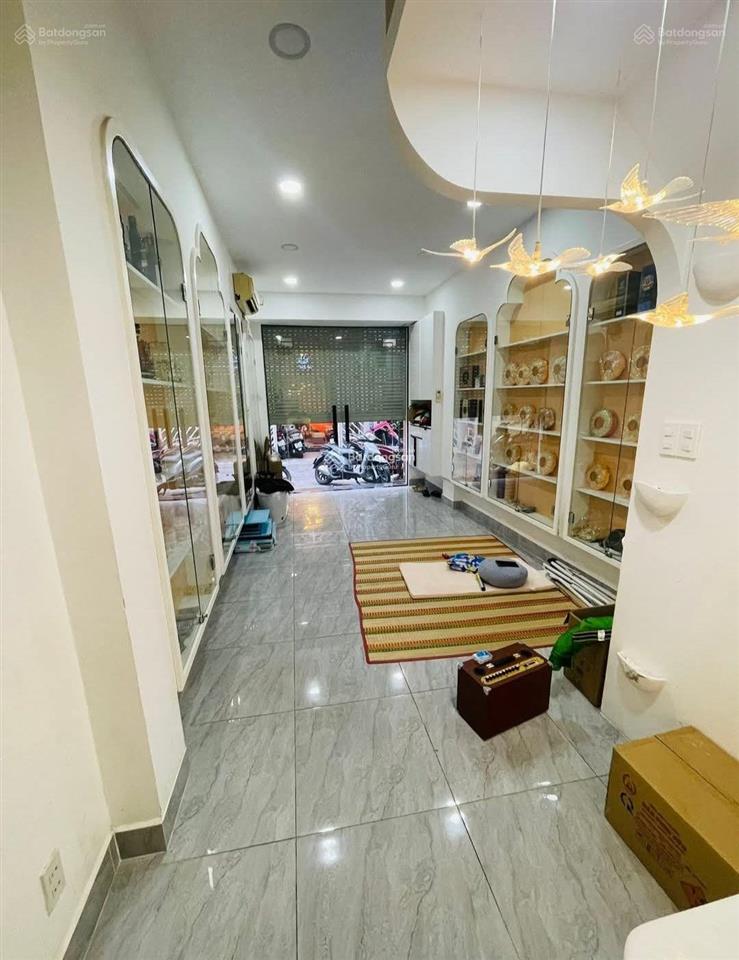 Quận 8  dương bá trạc  4 tầng  hẻm ô tô sổ nở hậu  nhỉnh 7 tỷ