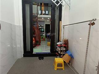 Nhà đẹp  chánh hưng  hxh 4m  giá hơn 4 tỷ.