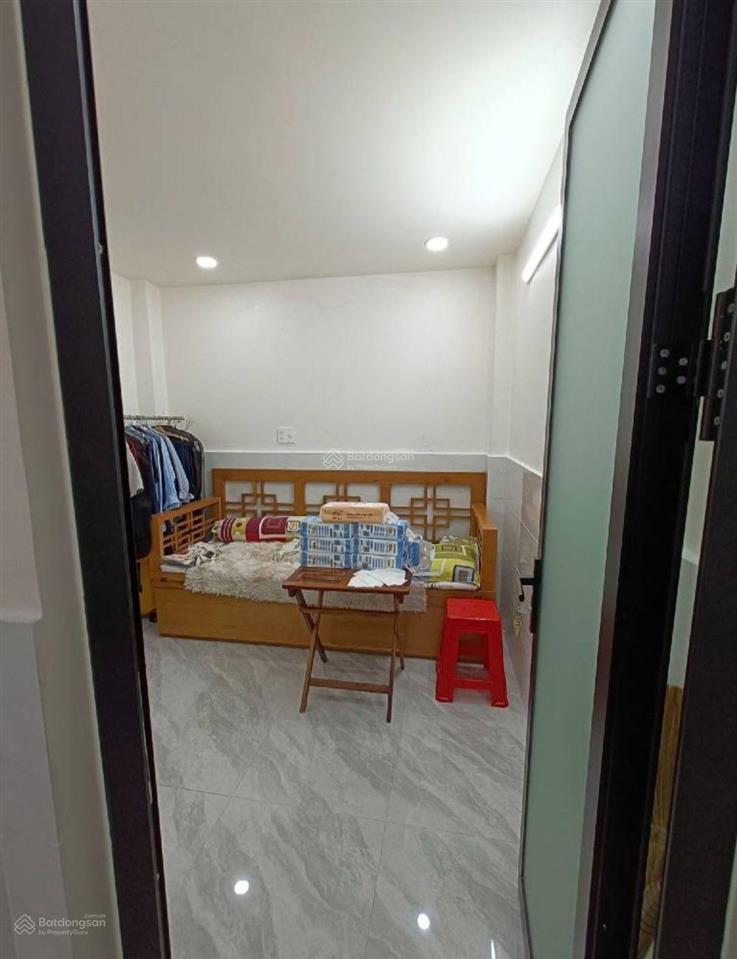 Nhà đẹp  chánh hưng  hxh 4m  giá hơn 4 tỷ.