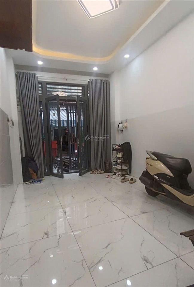 Âu dương lân  phạm thế hiển  4 tầng  gần parc mall quận 8