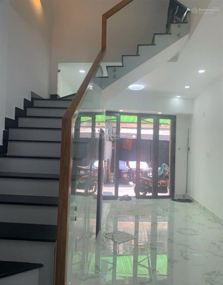 Siêu phẩm quận 11  tạ uyên  3 tháng 2  hẻm xe hơi 3 tầng btct