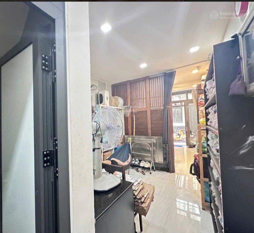 Quận 8  nguyễn thị tần  dạ nam  5 tầng btct  khu dân cư hiện hửu .