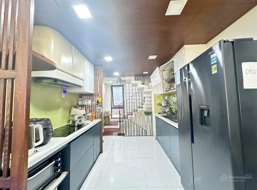 Quận 8  nguyễn thị tần  dạ nam  5 tầng btct  khu dân cư hiện hửu .