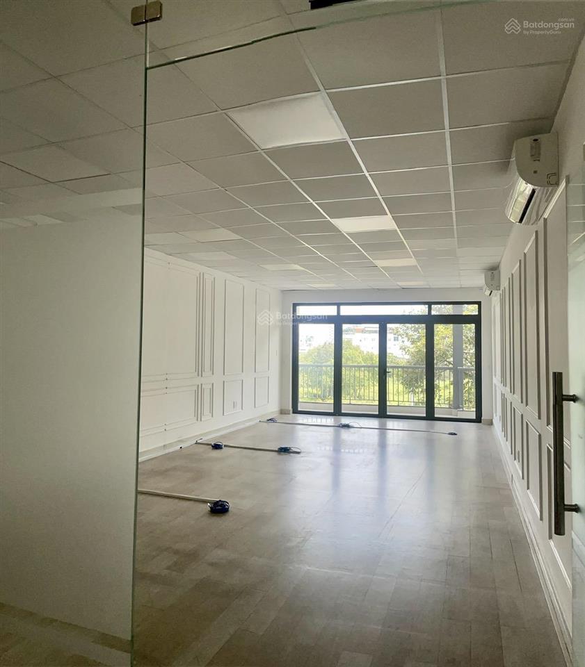 Cho thuê nhà phố mt himlam dt 5x20m rẻ + có tm + tk trống sàn giá 60tr/th  0931 353 ***